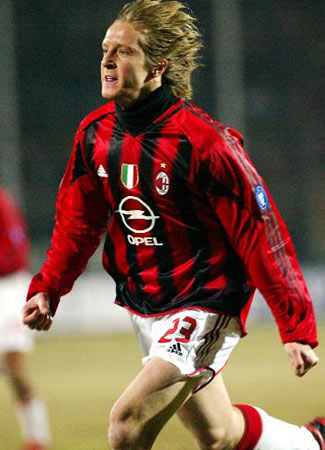 布里兰魔鬼主场誓破江原FC 定位球成胜负手