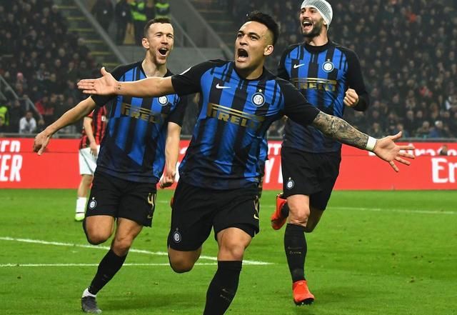 民主刚果官方：因斯特罗伊肯斯受伤，补招前中超外援卡库塔（刚果（金）官宣：因斯特罗伊肯斯伤退，前中超外援卡库塔紧急递补）