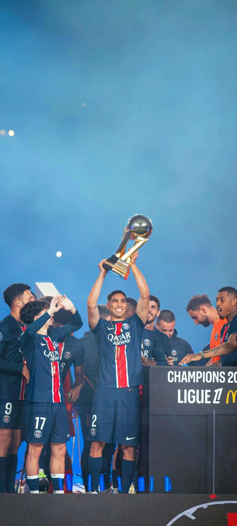 瑞典队体育总监：希望伊萨克尽快复出，在持续和利物浦沟通（瑞典队体育总监：盼伊萨克早日复出，正与利物浦保持沟通）