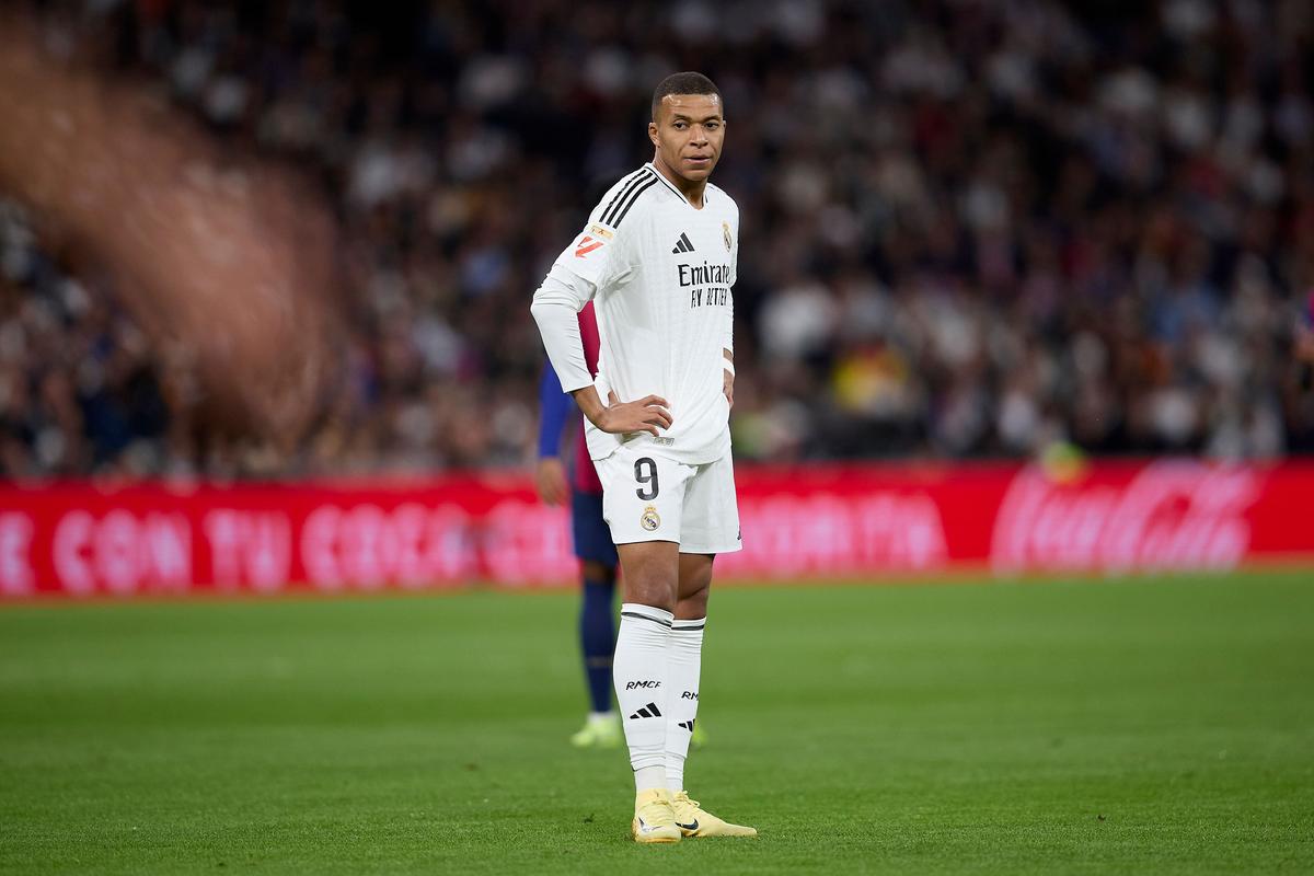 麦卡：为哥哥完成阿根廷首秀高兴；凯文：这是特别的一周