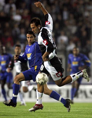 曼联与西汉姆联之战，梅诺再次坐足90分钟冷板凳。