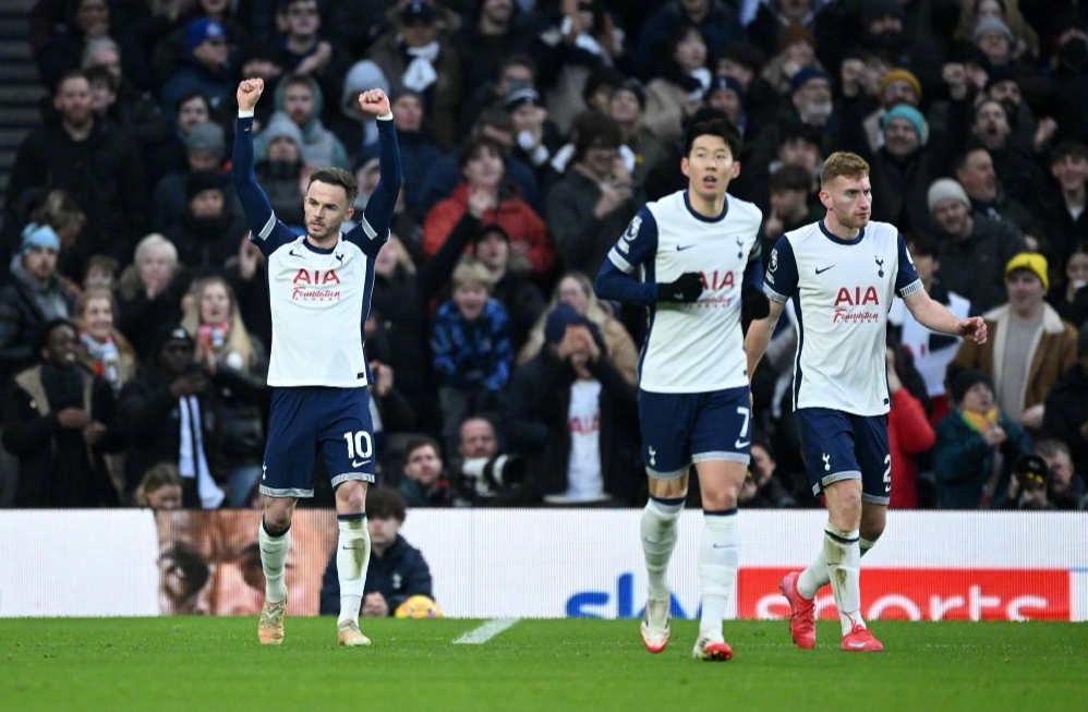 西班牙此前10次对阵乌拉圭5胜5平保持不败，打进16球丢8球