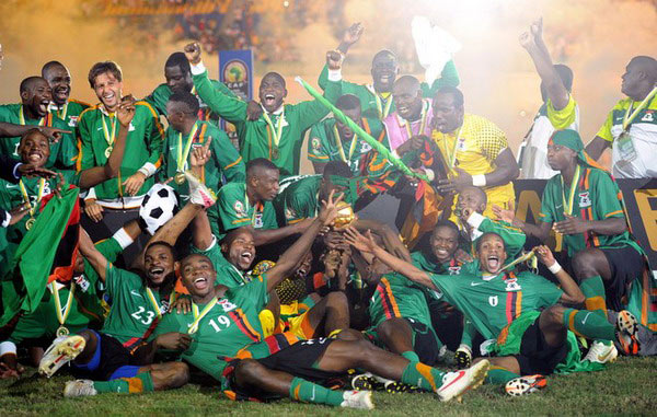 温家宝：球迷的呐喊让我们充满动力，场下我也会跟着他们唱歌