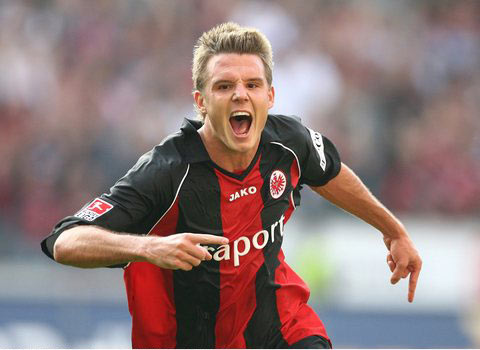 终于能拿分了，欧冠四战全败的本菲卡和阿贾克斯下轮直接交手