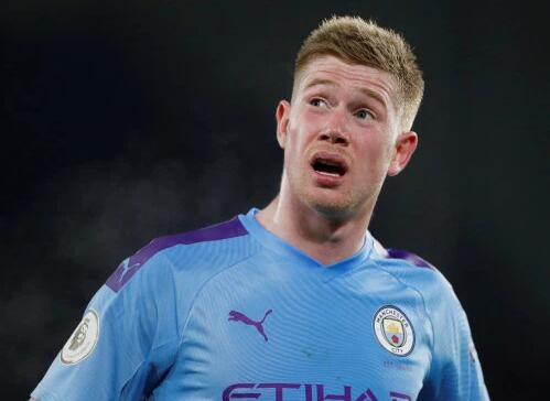 历年中超金靴：武磊34球傲视群雄，法比奥28球独享本赛季金靴（中超金靴回顾：武磊34球领跑历史，法比奥28球加冕本季金靴）