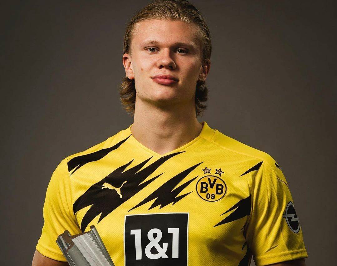 6-0：迪奥曼德·阎，前莱加尼斯球员，在拜访巴萨之前重创法兰克福