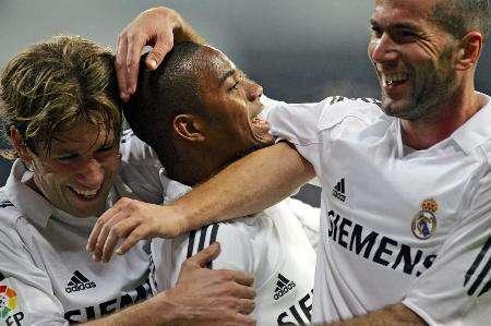 辽宁男篮在俱乐部杯第二战中以44-36击败合肥狂风，首节领先，次节反超，半场结束领先18分。