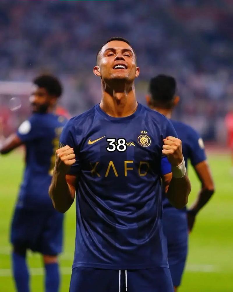 记者：利物浦仍在与科纳特谈续约，球员渴望留队