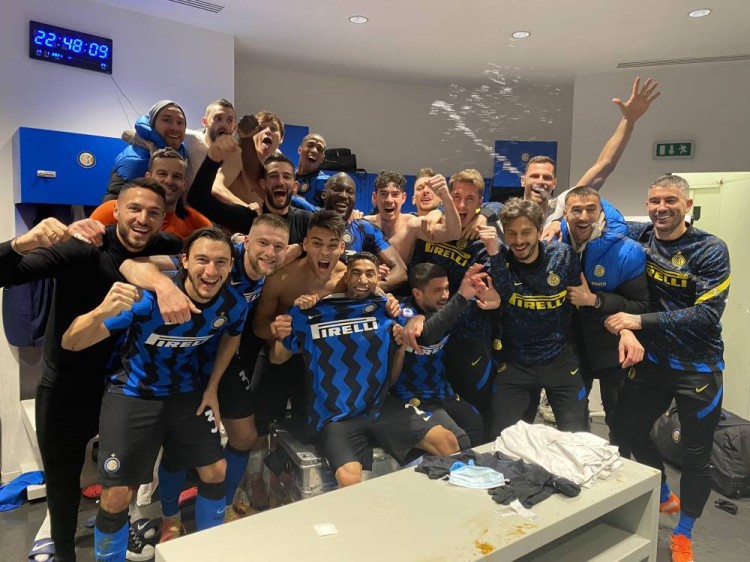 李镇全：战越南下半场我们出现了体能问题；踢韩国要全力以赴