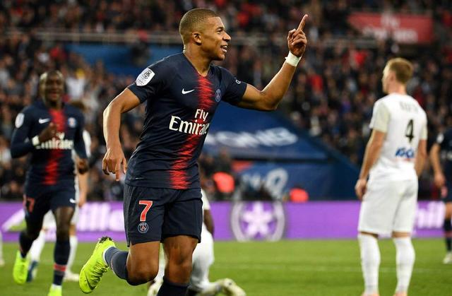 太紧张了！最后一球赵勇吓得都不敢直起腰来，赛后采访语无伦次